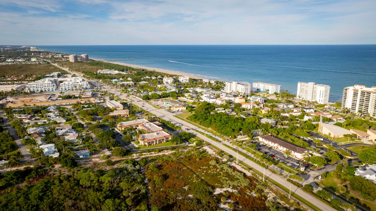 Active With Contract: $399,000 (0 beds, 0 baths, 1664 Square Feet)