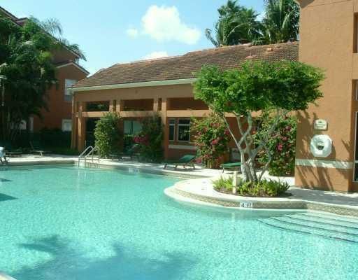 For Rent: $1,875 (1 beds, 1 baths, 672 Square Feet)