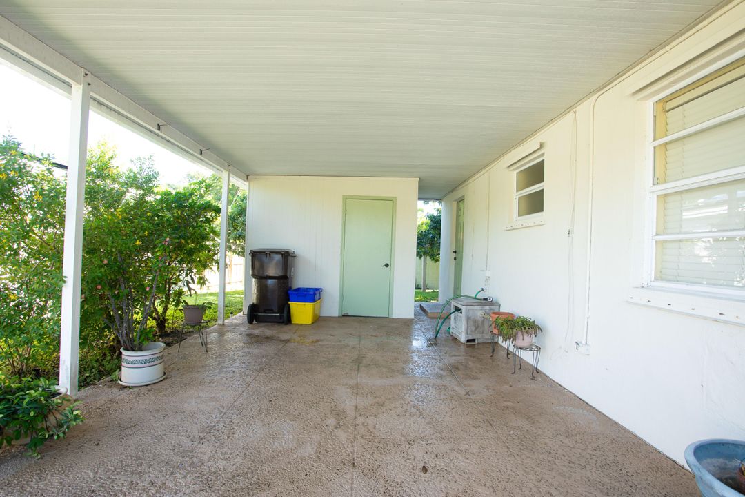 Active With Contract: $1,249,000 (3 beds, 2 baths, 1335 Square Feet)