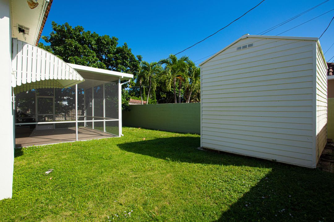 Active With Contract: $1,249,000 (3 beds, 2 baths, 1335 Square Feet)