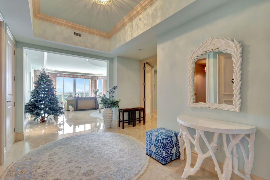 出租: $30,000 (3 贝兹, 3 浴室, 3605 平方英尺)