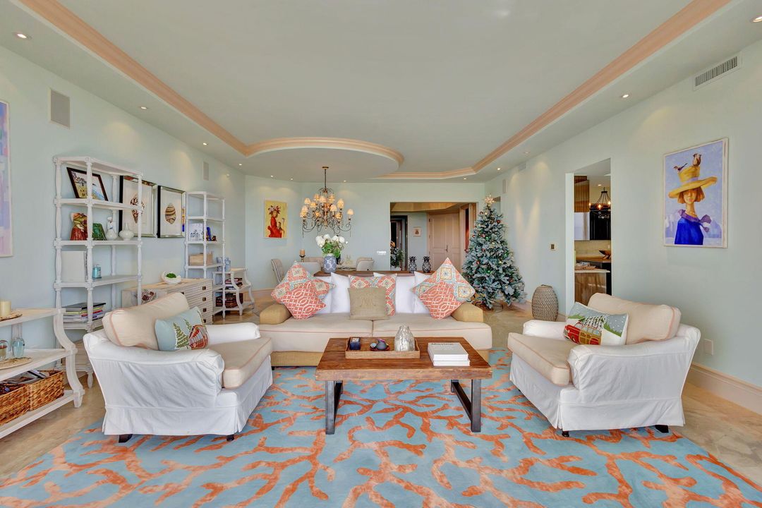 出租: $30,000 (3 贝兹, 3 浴室, 3605 平方英尺)