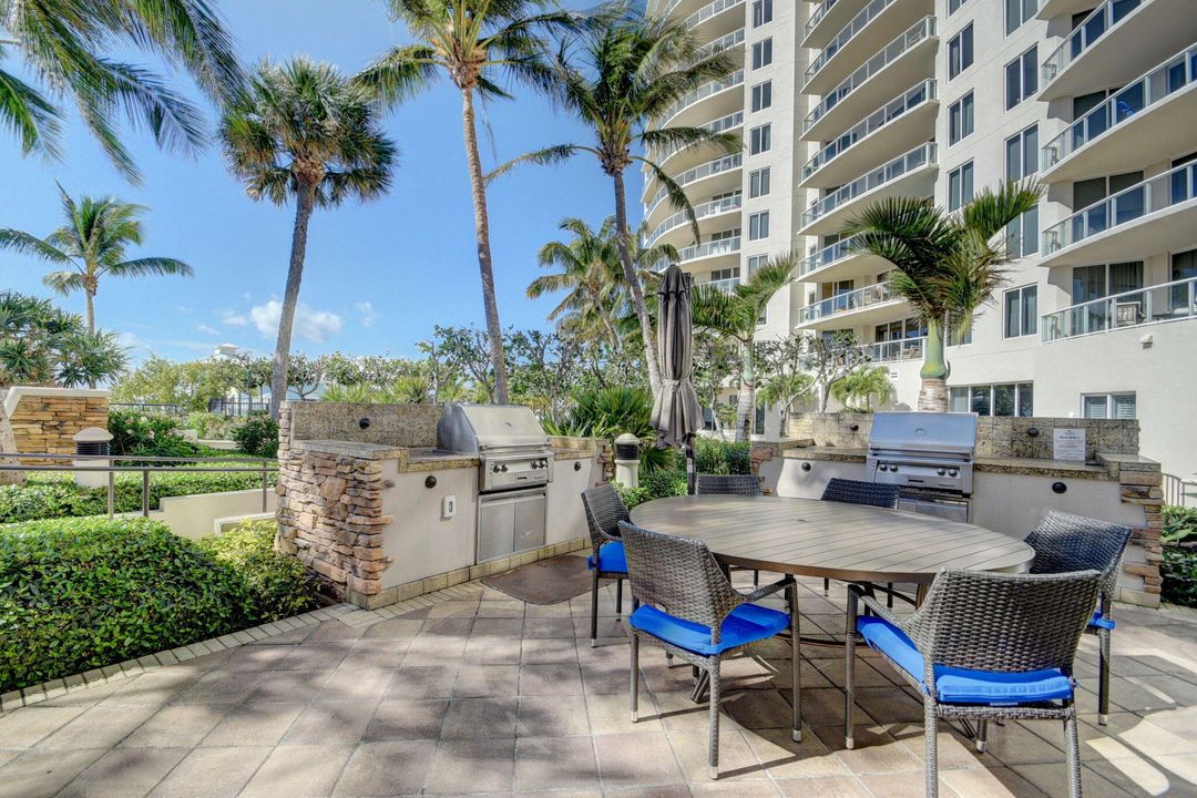 出租: $30,000 (3 贝兹, 3 浴室, 3605 平方英尺)