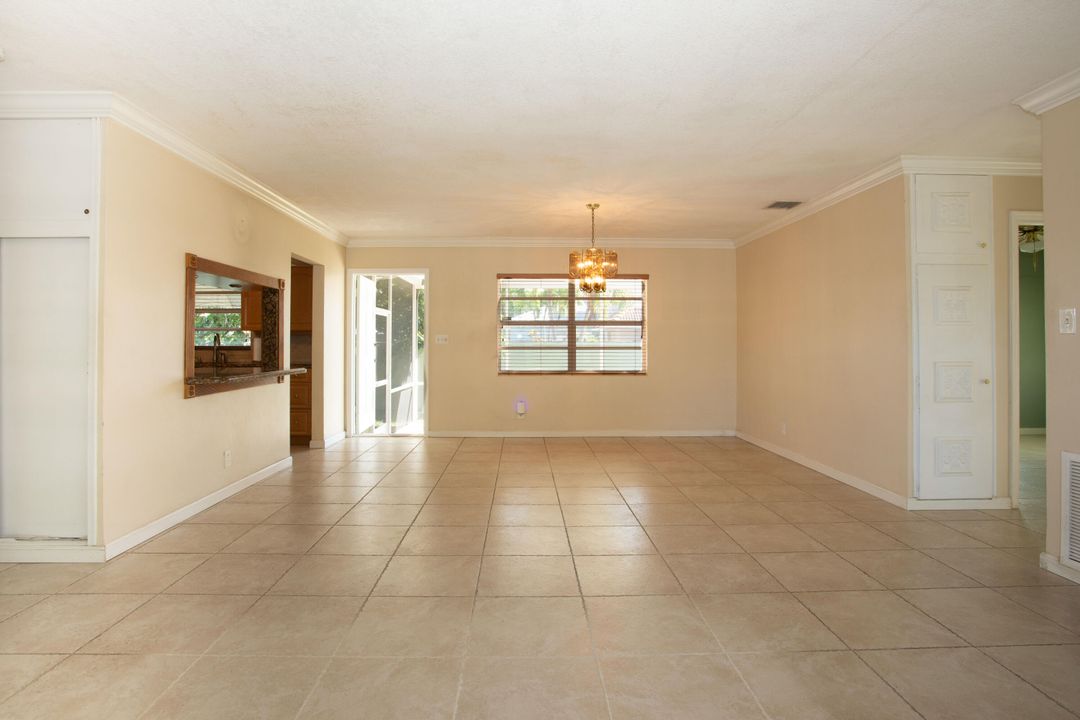 Active With Contract: $1,249,000 (3 beds, 2 baths, 1335 Square Feet)