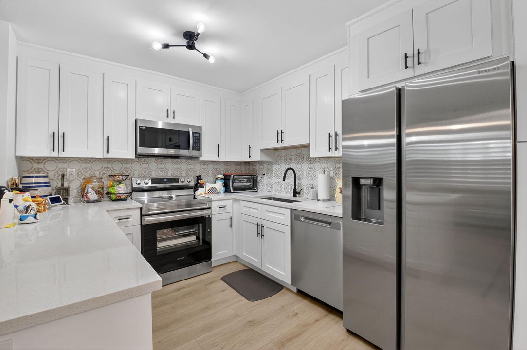 На продажу: $139,000 (1 спален, 1 ванн, 760 Квадратных фут)