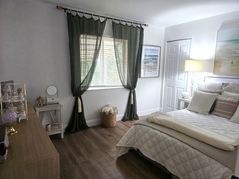 En Venta: $210,000 (2 camas, 1 baños, 935 Pies cuadrados)