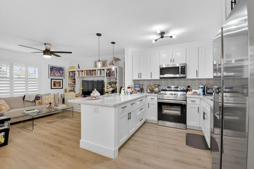 На продажу: $139,000 (1 спален, 1 ванн, 760 Квадратных фут)