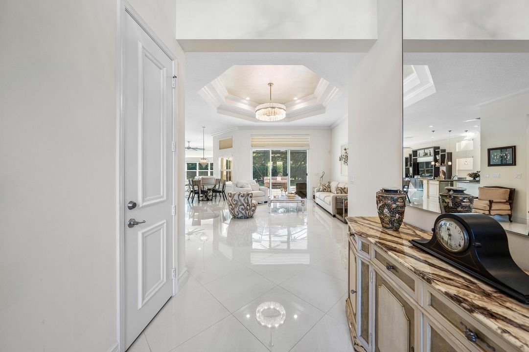 For Sale: $1,125,000 (4 beds, 3 baths, 2770 Square Feet)