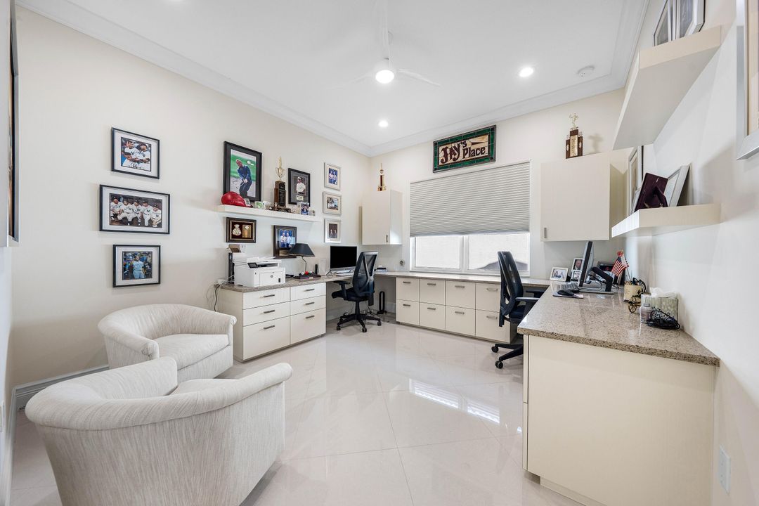 For Sale: $1,125,000 (4 beds, 3 baths, 2770 Square Feet)