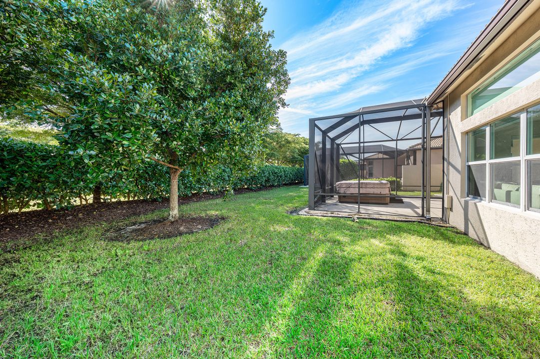 For Sale: $1,125,000 (4 beds, 3 baths, 2770 Square Feet)