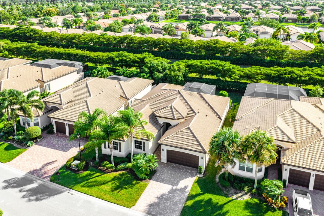 For Sale: $1,125,000 (4 beds, 3 baths, 2770 Square Feet)