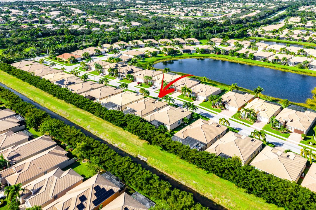 For Sale: $1,125,000 (4 beds, 3 baths, 2770 Square Feet)