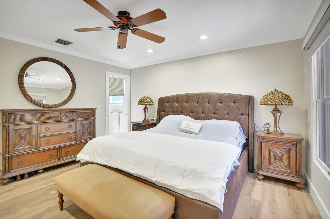 For Rent: $5,400 (4 beds, 2 baths, 1884 Square Feet)