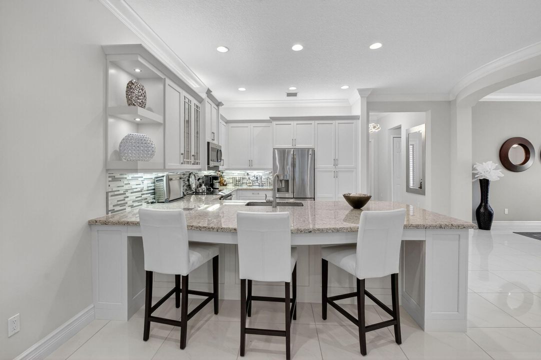 На продажу: $722,000 (2 спален, 2 ванн, 1994 Квадратных фут)