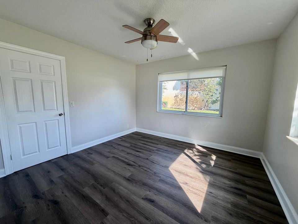 For Rent: $3,200 (3 beds, 2 baths, 1218 Square Feet)