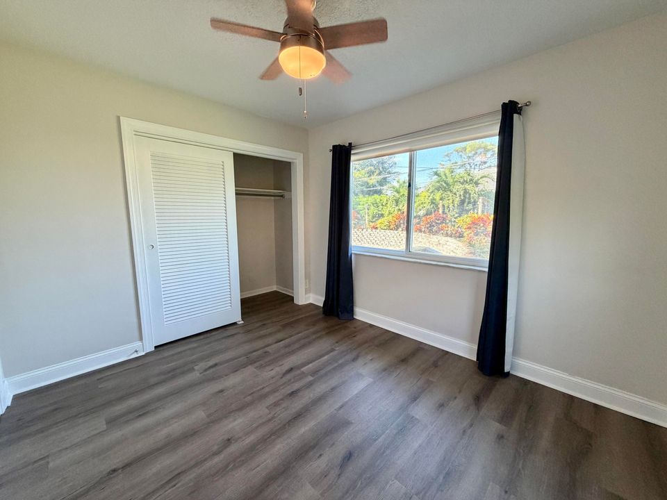 For Rent: $3,200 (3 beds, 2 baths, 1218 Square Feet)