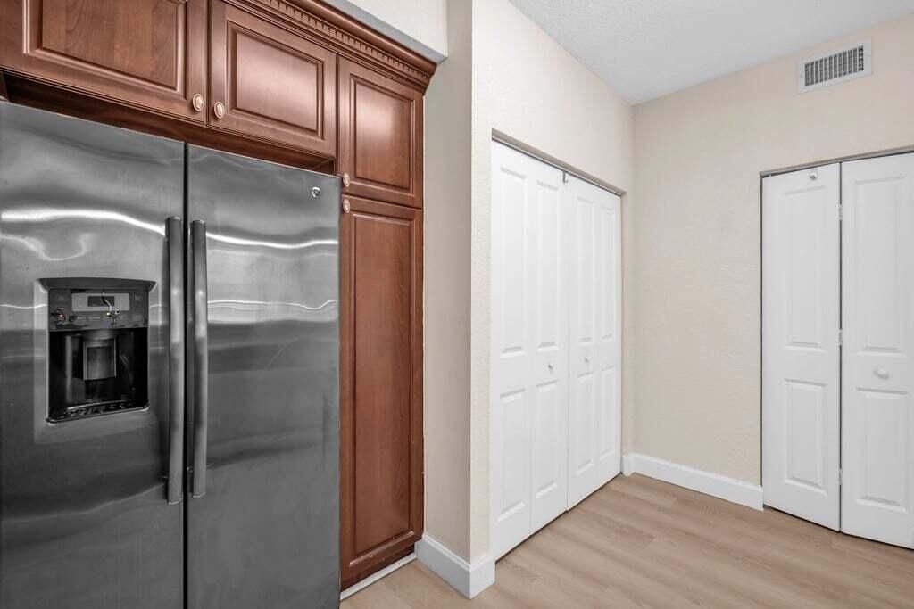 En Venta: $345,000 (3 camas, 2 baños, 1340 Pies cuadrados)