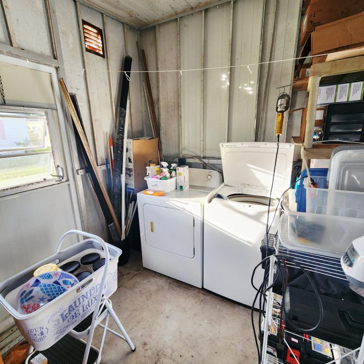 For Sale: $42,000 (2 beds, 2 baths, 750 Square Feet)