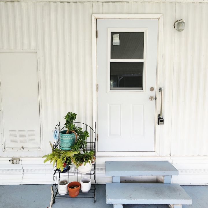 For Sale: $42,000 (2 beds, 2 baths, 750 Square Feet)