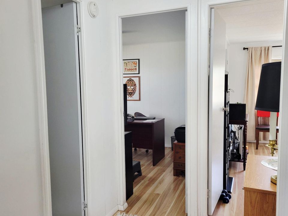 For Sale: $42,000 (2 beds, 2 baths, 750 Square Feet)