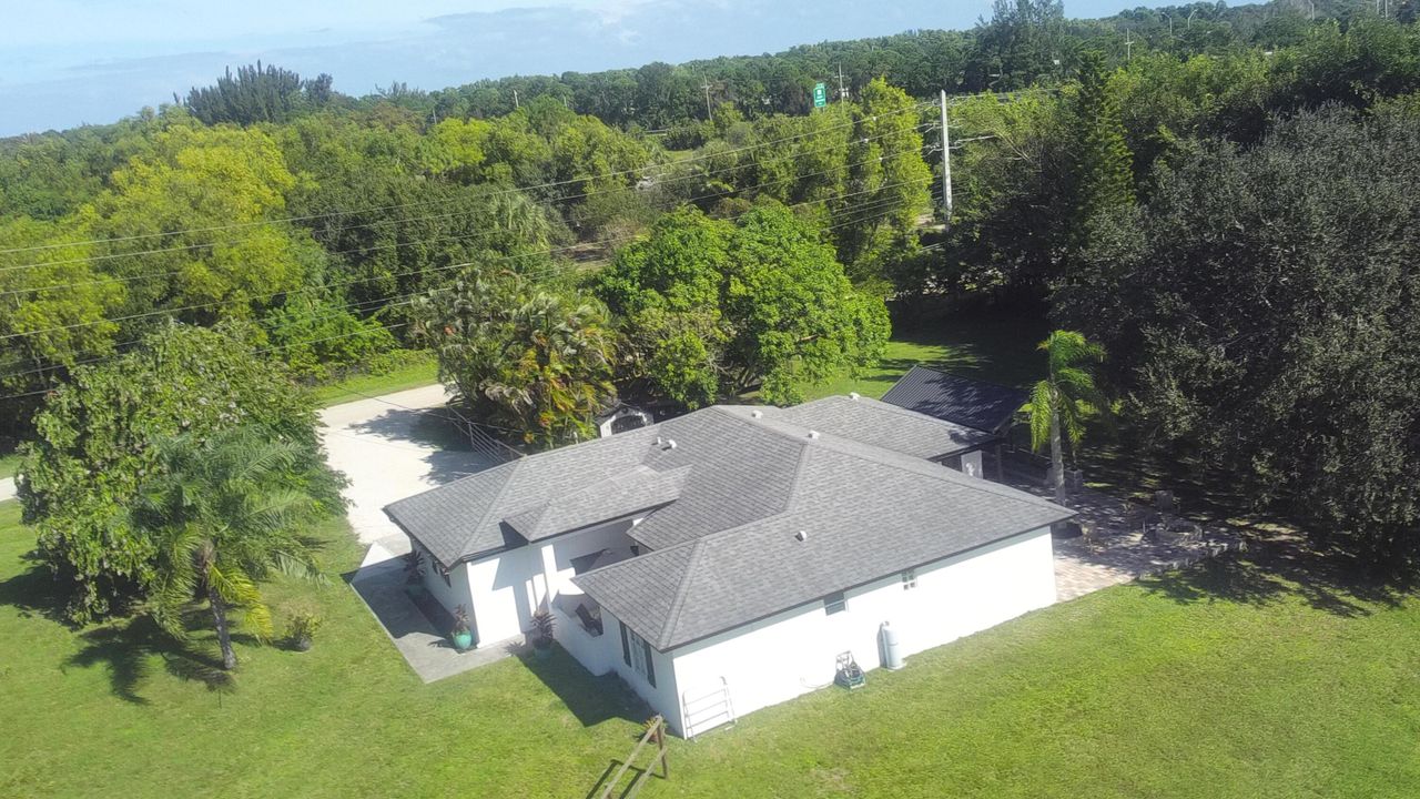 En Venta: $930,000 (3 camas, 2 baños, 1484 Pies cuadrados)