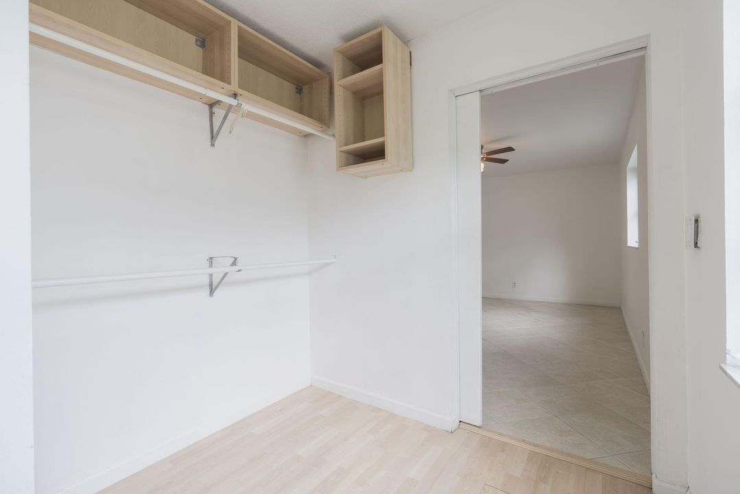 На продажу: $359,000 (3 спален, 2 ванн, 1690 Квадратных фут)