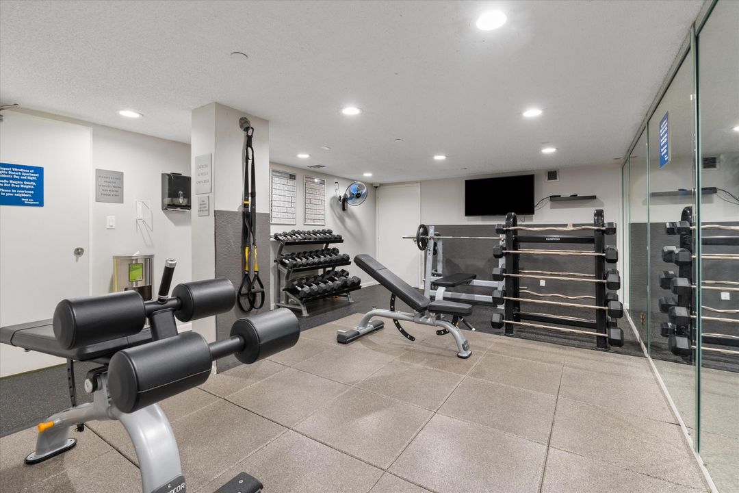 For Sale: $539,000 (2 beds, 2 baths, 1050 Square Feet)