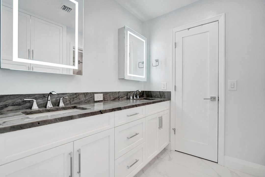 合同活跃: $319,900 (2 贝兹, 2 浴室, 1466 平方英尺)