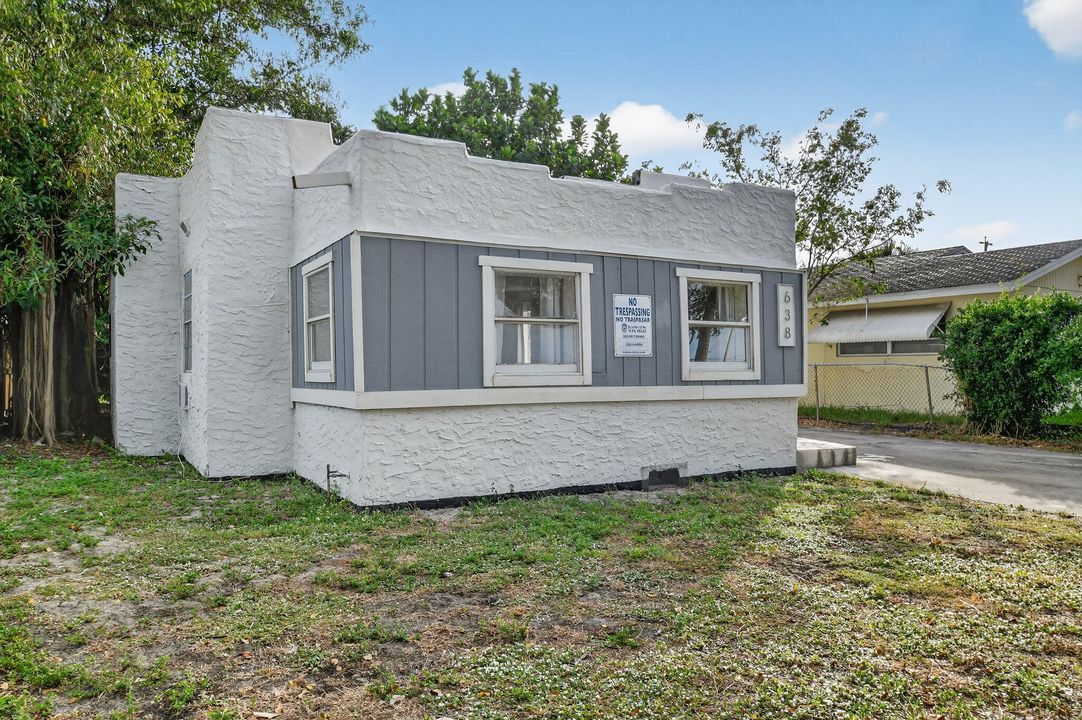 For Sale: $399,000 (3 beds, 2 baths, 1171 Square Feet)