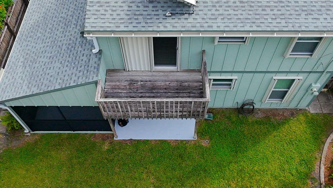 Active With Contract: $450,000 (3 beds, 3 baths, 1206 Square Feet)