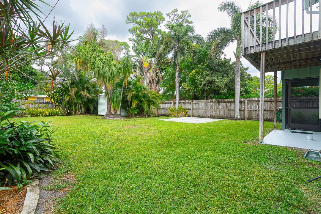 Active With Contract: $450,000 (3 beds, 3 baths, 1206 Square Feet)