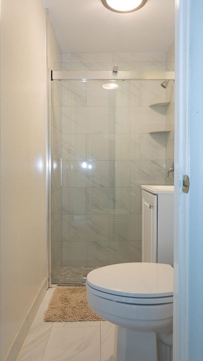 Active With Contract: $450,000 (3 beds, 3 baths, 1206 Square Feet)