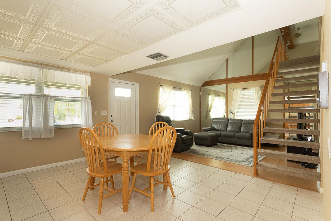 Active With Contract: $450,000 (3 beds, 3 baths, 1206 Square Feet)