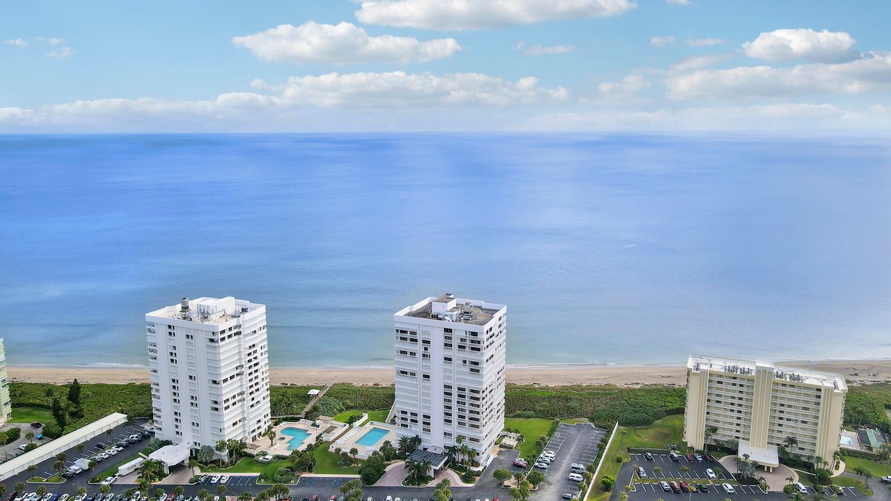 待售: $695,000 (2 贝兹, 2 浴室, 1434 平方英尺)