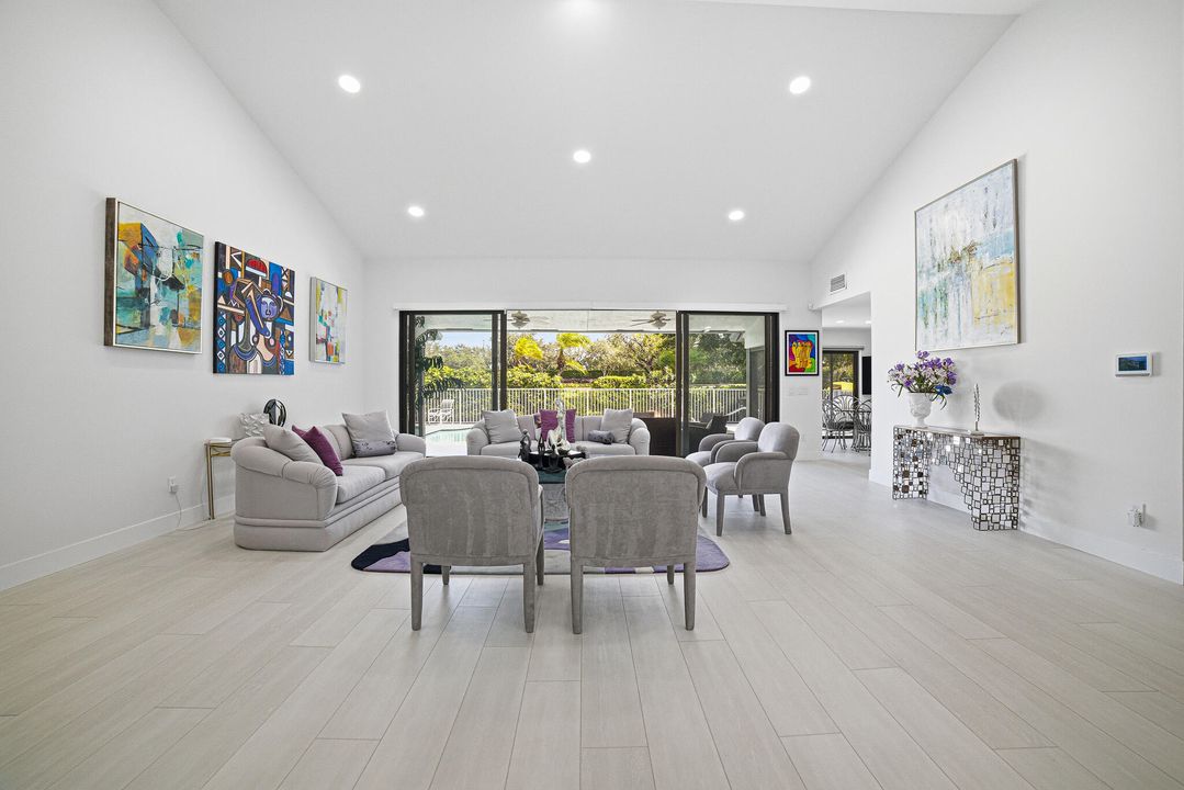 На продажу: $1,290,000 (4 спален, 2 ванн, 2709 Квадратных фут)