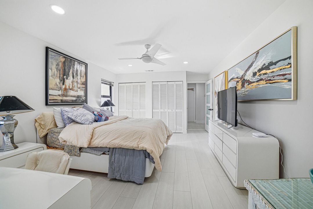 На продажу: $1,290,000 (4 спален, 2 ванн, 2709 Квадратных фут)