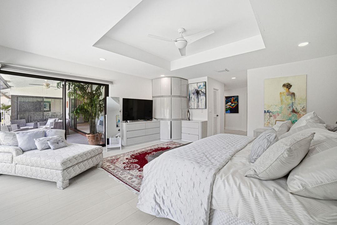 На продажу: $1,290,000 (4 спален, 2 ванн, 2709 Квадратных фут)