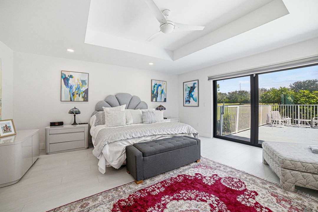 На продажу: $1,290,000 (4 спален, 2 ванн, 2709 Квадратных фут)