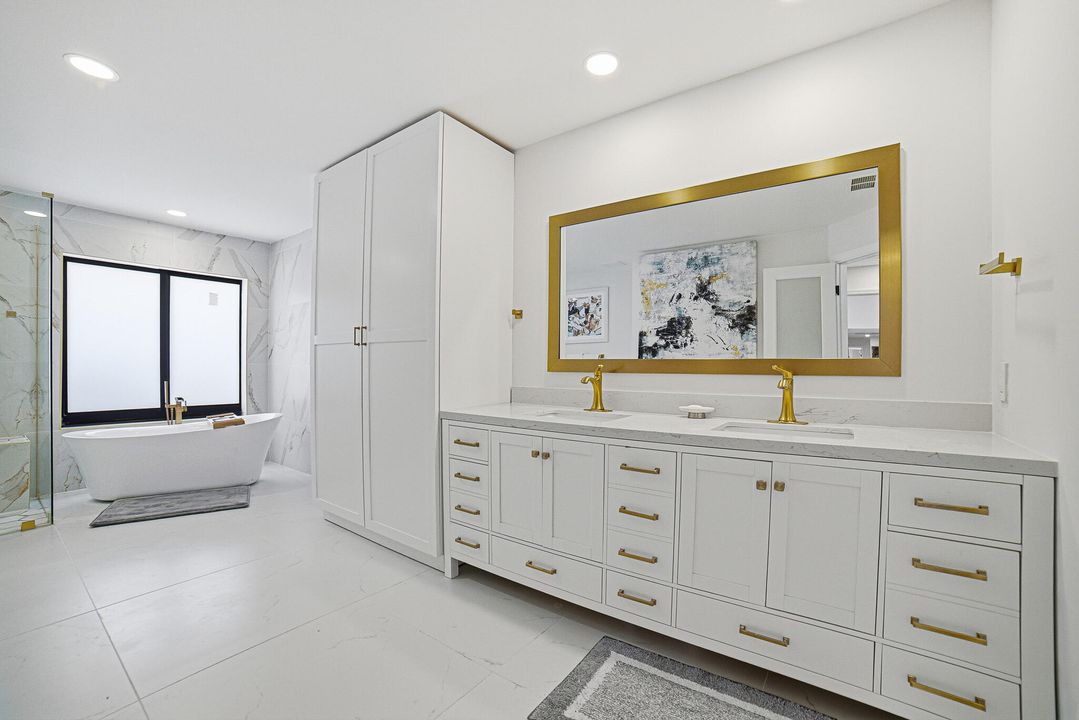 На продажу: $1,290,000 (4 спален, 2 ванн, 2709 Квадратных фут)