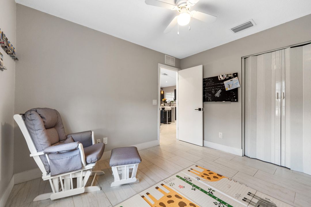 Active With Contract: $345,000 (3 beds, 2 baths, 1196 Square Feet)