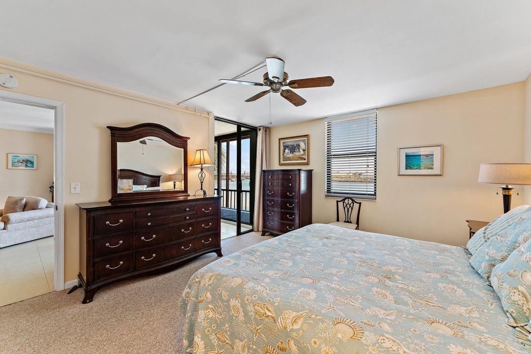 合同活跃: $875,000 (2 贝兹, 2 浴室, 1520 平方英尺)