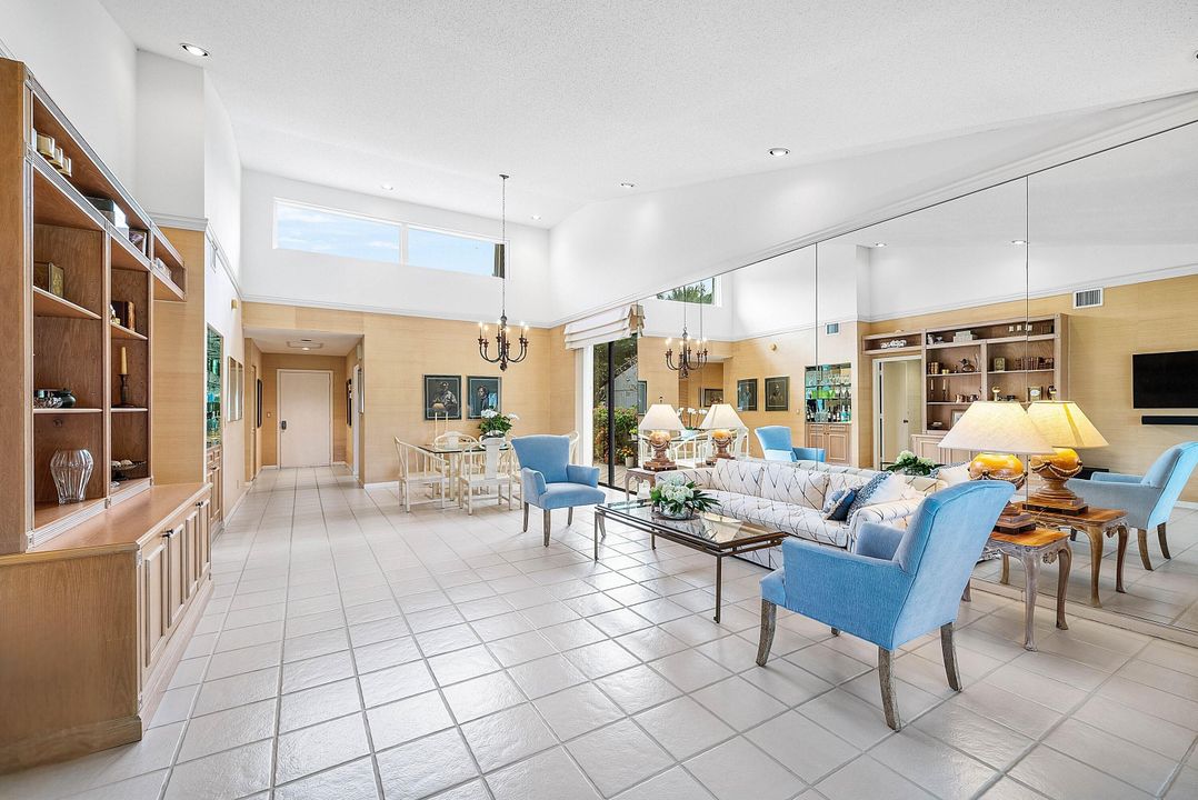 Active With Contract: $330,000 (2 beds, 2 baths, 1734 Square Feet)