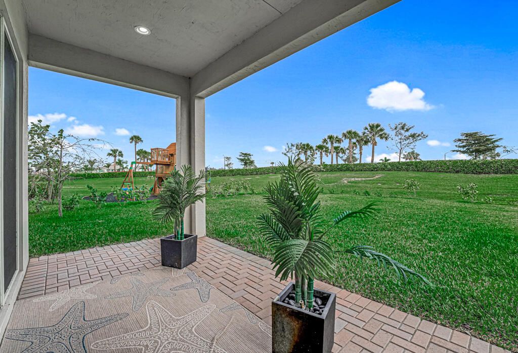 For Rent: $4,000 (4 beds, 3 baths, 3050 Square Feet)