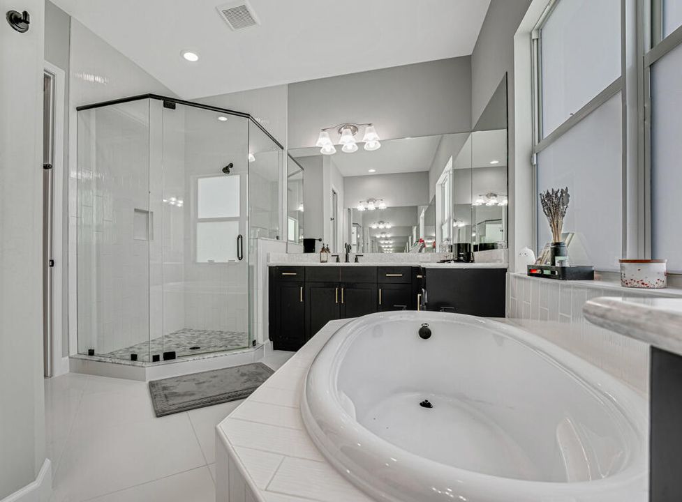 For Rent: $4,000 (4 beds, 3 baths, 3050 Square Feet)