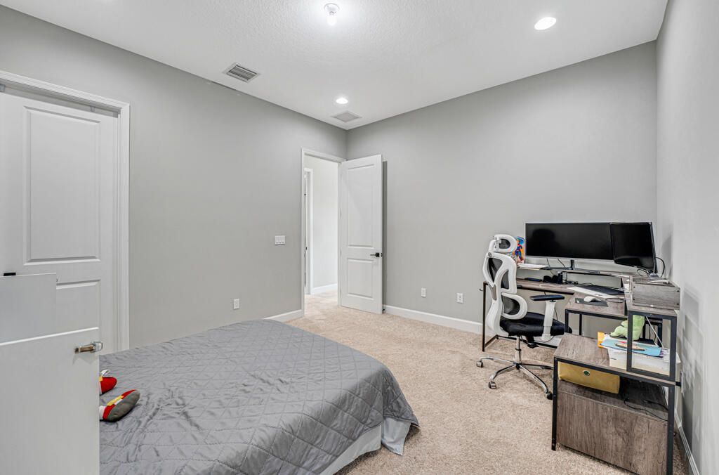 For Rent: $4,000 (4 beds, 3 baths, 3050 Square Feet)