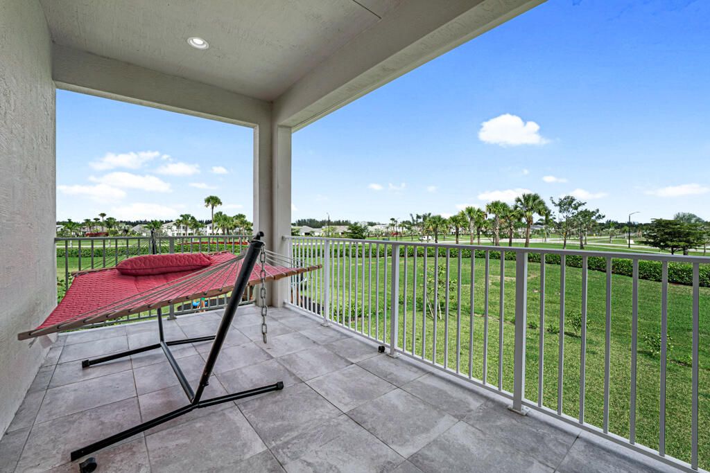 For Rent: $4,000 (4 beds, 3 baths, 3050 Square Feet)