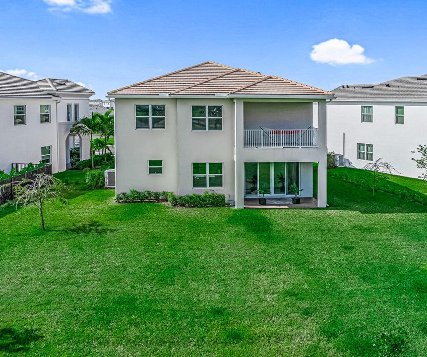 For Rent: $4,000 (4 beds, 3 baths, 3050 Square Feet)