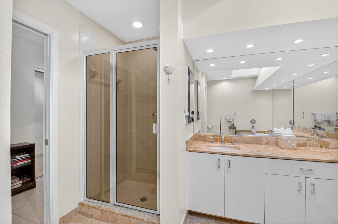 На продажу: $664,000 (3 спален, 3 ванн, 3353 Квадратных фут)