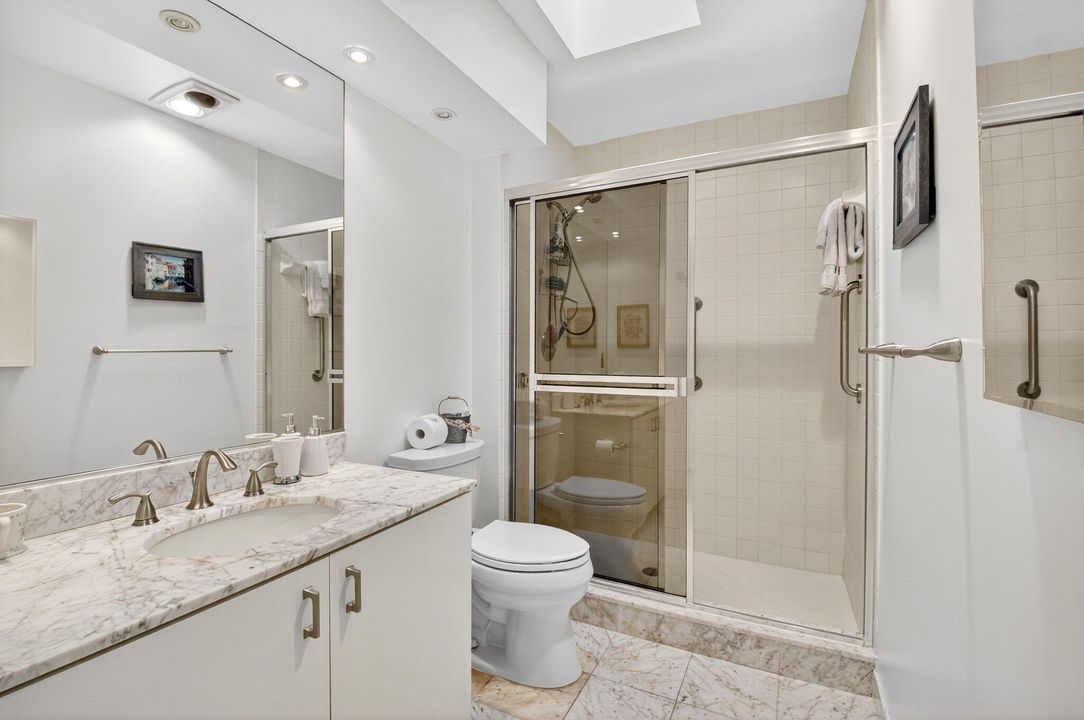 На продажу: $664,000 (3 спален, 3 ванн, 3353 Квадратных фут)