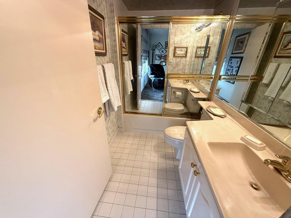 На продажу: $339,000 (3 спален, 2 ванн, 1818 Квадратных фут)